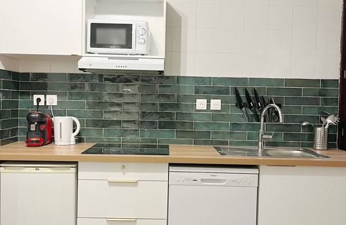 Montreuil Apartment | Top-Rated Petite Maison Near Metro with Breakfast Included