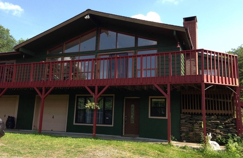 Franklin Ski Chalet | Idyllic Retreat: Private Acres with Kitchen Near Oneonta
