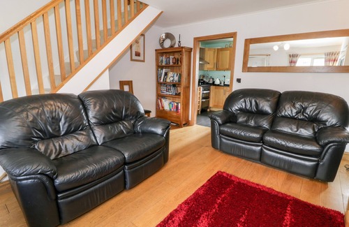 Manod Cottage | Exceptional 6 Stad Yr Ysgol: Pet-Friendly Stay Awaits