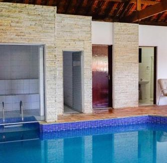 Campos do Jordao House | 6 suites Campos do Jordão com jacuzzi