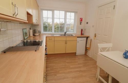 Embleton House | Family-Friendly 6 Westview: Rated 9.5/10 by Guests