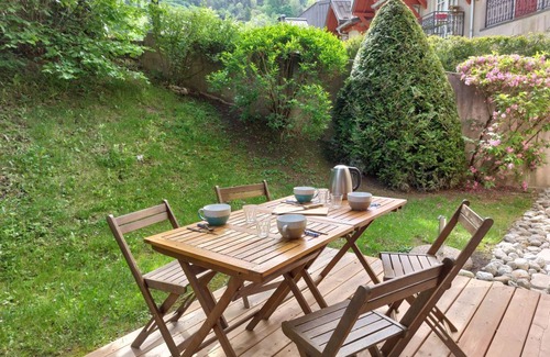 Saint-Gervais-les-Bains House | Spacious 2-Bedroom House with Kitchen for 4 Guests
