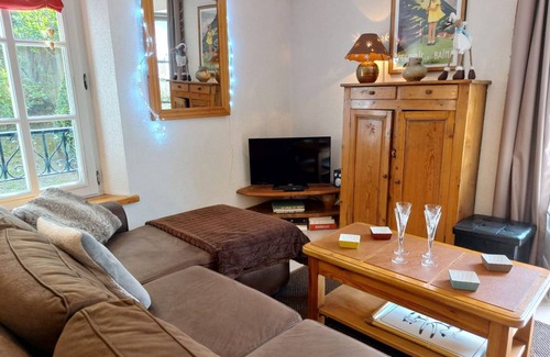 Saint-Gervais-les-Bains House | Spacious 2-Bedroom House with Kitchen for 4 Guests