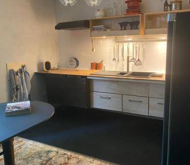 Grootschermer Apartment | Cozy 60 m² Apartment with Kitchen for Up to 3 Guests