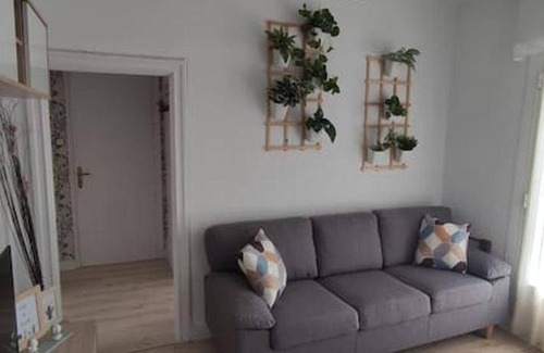 Ezcaray Apartment | Spacious 3-Bedroom Apartment with Kitchen for 6 Guests