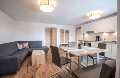 Bichlbach Apartment | Modern 60 m² Apartment with Balcony Near Ski Area & Lake