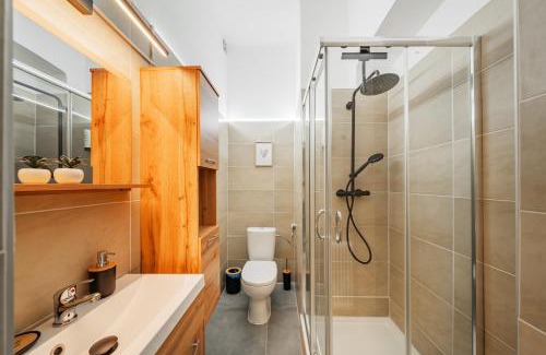 Funfhaus Apartment | Stylish 60 m2 Apartment Near Westbahnhof - Family & Pet Friendly