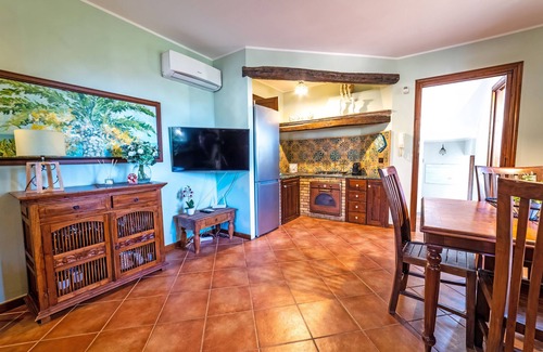Villa Grazia di Carini Villa | Relaxing Getaway with Private Pool & Lush Gardens Near Sea