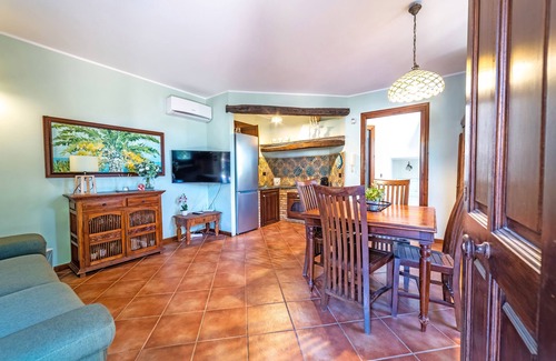 Villa Grazia di Carini Villa | Relaxing Getaway with Private Pool & Lush Gardens Near Sea