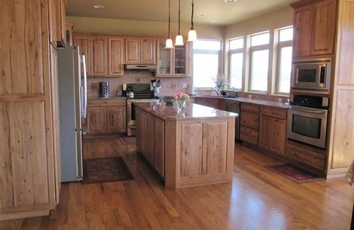 Monument House | Elegant Estate Home with Ocean View near USAFA in the Rockies