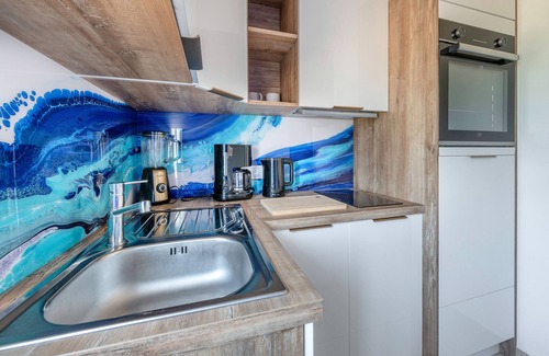 Tharon-Plage Ski Chalet | 600m from the beach, house for 4 adults 2 children