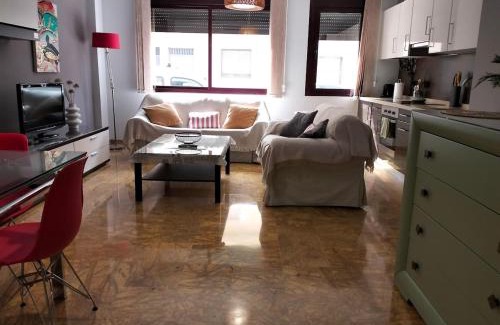 Valdeolleros Apartment | Modern Valdeolleros Apartment with Family-Friendly Amenities