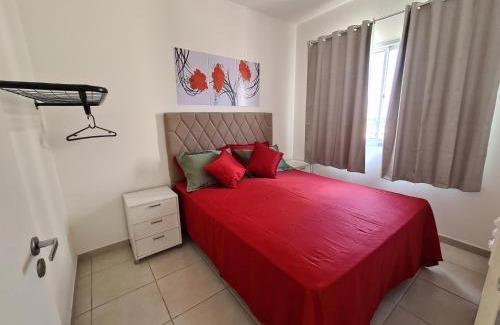 Bairro das Laranjeiras Apartment | Exceptional 607 SEVILHA: Poolside with Oceanfront Views
