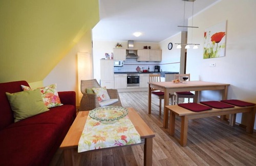Gunzenhausen Apartment | Cozy 60qm Apartment with Kitchen & Breakfast Included