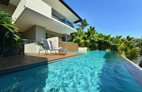Port Douglas Villa | Relaxing Retreat at 61 Murphy Street - Poolside Villa for Four