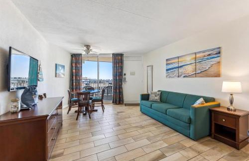Wildwood Crest Apartment | 6201 Ocean Ave, Unit 504 - The Nassau Inn