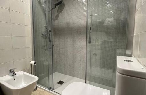 La Corredoria y Ventanielles Apartment | Inviting 632A Bonito Apartment in Family-Friendly Oviedo