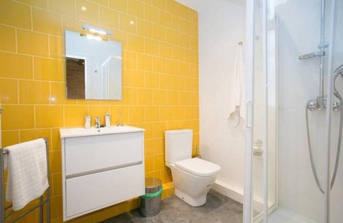 El Poble-sec Apartment | Stylish 64 Apartment in Iconic Barcelona Historic Building