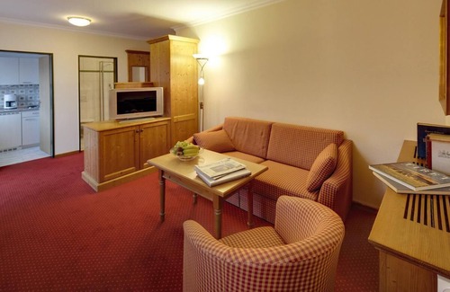 Safferstetten Apartment | Spacious 2-Bedroom Apartment with Premium Amenities