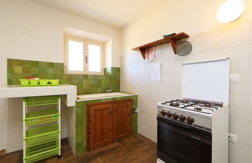 La Ciaccia Apartment | Spacious 2-Bedroom Apartment with Kitchen for Up to 4 Guests
