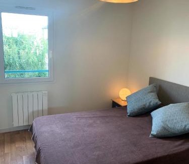 Vannes Apartment | Spacious 2-Bedroom Oasis in Centre Vannes with Free WiFi