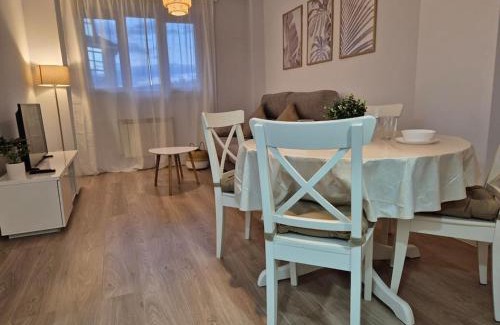 La Corredoria y Ventanielles Apartment | 650A Apartamento acogedor con garaje