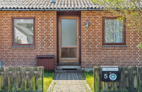 Læsø House | Spacious 2-Bedroom House with Kitchen for Up to 4 Guests