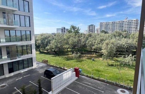 Constanta Apartment | Spacious 1-Bedroom Apartment for Up to 4 Guests