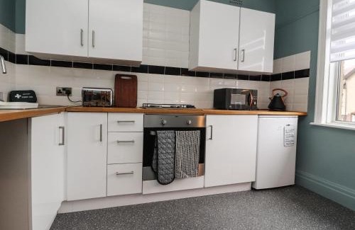 Bare Apartment | Pet-Friendly Retreat at 6A Elms Road - Rated 9.7/10
