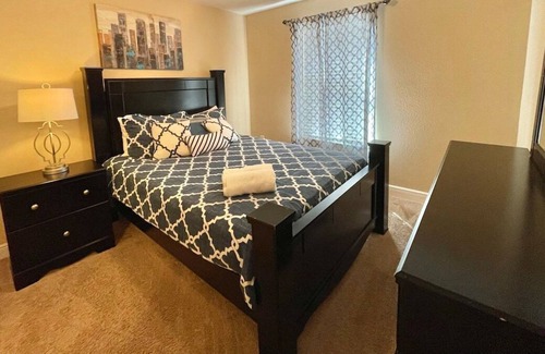 Loughman Resort | Family-Friendly 6bdr Resort with Private Pool Near Attractions