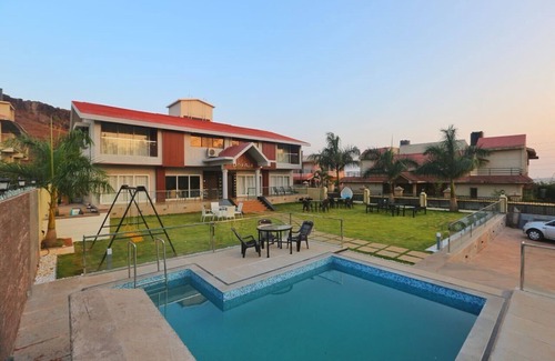 Panchgani House | Explore 6BHK Lakha Villa in Scenic Panchgani
