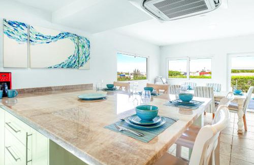 Arashi Apartment | 6BR & 6BA 5 Mins to Beach at Alegria Villa by Bocobay