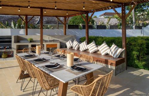 Berawa Villa | Gorgeous 6BR Villa Allegria Canggu with Pool & Beach Access