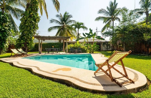 Acapulco House | Elegant 6BR Casa de lujo with Pool in Pie de la Cuesta