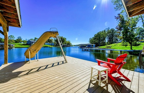 Mineral House | 6BR Lakefront at Lake Anna, Boat Dock, Fire Pit
