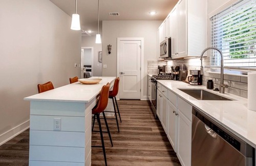 North University House | 6BRM Brand-New Gem Triplex