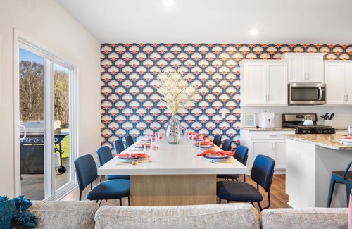 Charlotte House | Family-Friendly 5bd Retreat with Pool & Games Near UNCC