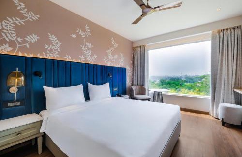 Amer Fort Road Hotel | Top-Rated 7 Apple Hotel Jal Mahal with Family-Friendly Amenities