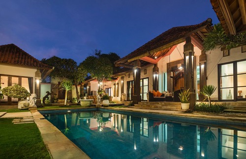 Nusa Dua Villa | Last-Minute Escape: 7 Bdr Nusa Dua with Private Pool