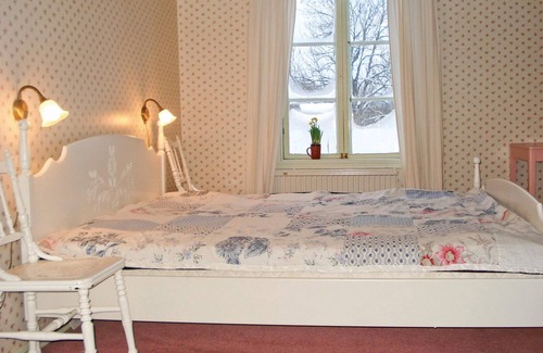 Marieholmsbruk House | Spacious 7-Bedroom Retreat in Marieholms Bruk