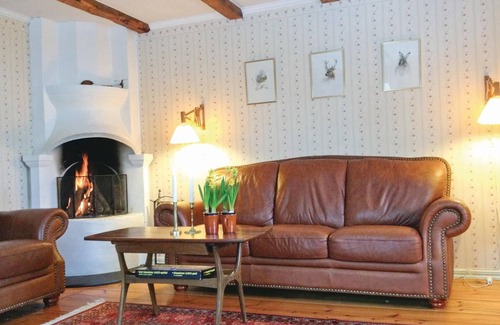 Marieholmsbruk House | Spacious 7-Bedroom Retreat in Marieholms Bruk