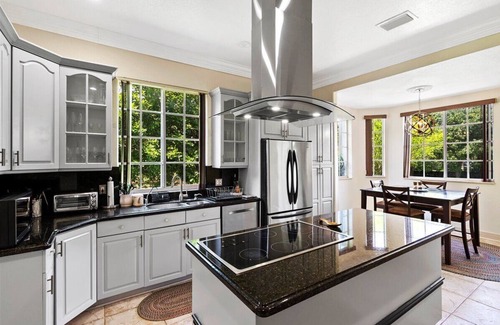 Loxahatchee House | Guest Rated 10/10: 7 Bedroom Equestrian Retreat