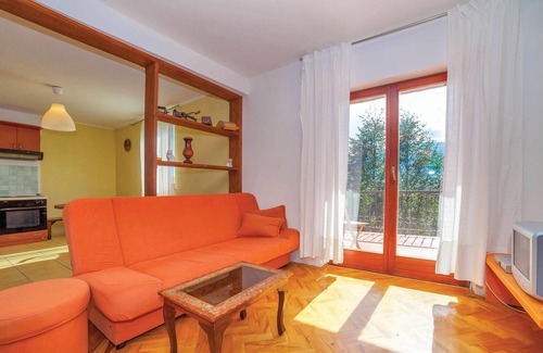 Crni Kal House | Discover a Cozy Cottage in Crni Kal, Mountain Velebit