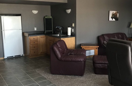 Deadwood House | Impressive 7 Bedroom Home with Game Room & Hot Tub