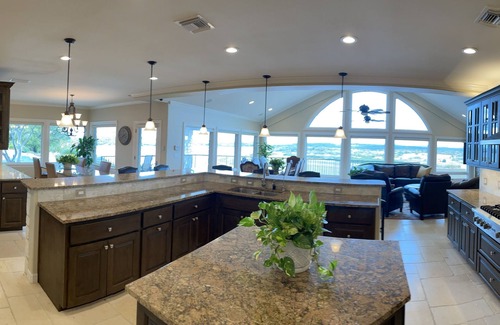 Spicewood House | Elegant Lake House Estate with Pool and Spa Amenities