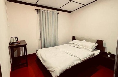 Sohra House | Budget-Friendly Stay at 7 Clouds Lodge - Pet Friendly Retreat
