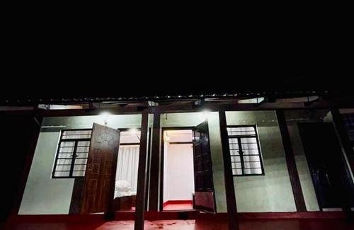 Sohra House | Budget-Friendly Stay at 7 Clouds Lodge - Pet Friendly Retreat