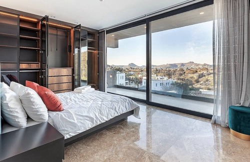 Bodrum City Center Villa | Elegant 7 Deluxe: Poolside Oasis Near Stunning Beaches