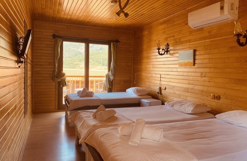 Adrasan House | Discover 7 Green Adrasan: Pool, Restaurant & Family Fun