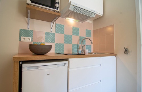 Aiguines Apartment | Inviting 7 Horloge Studio with Village Views & Breakfast